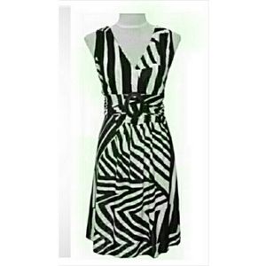 Surplice Black / White Buckle Dress