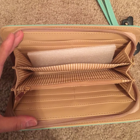 Final ♥️Korean style mint green cute clutch wallet - Picture 4 of 4