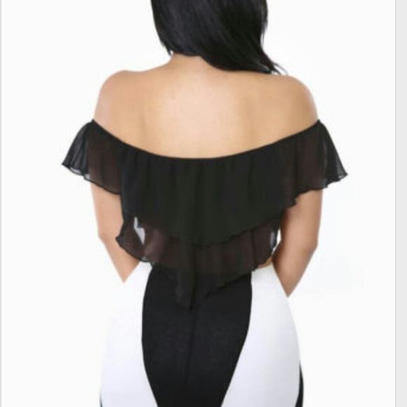 Crop top - Picture 2 of 3