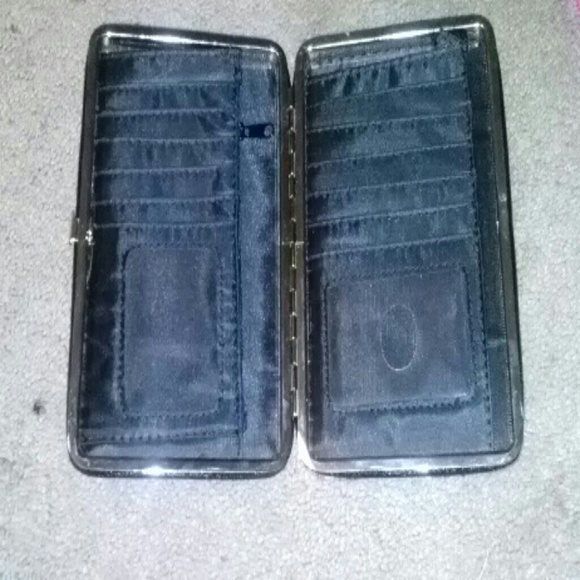 Wallet - Picture 2 of 3
