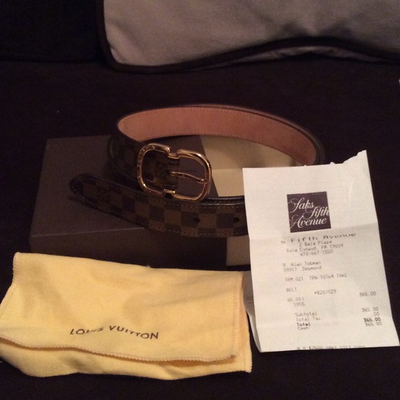 Louis Vuitton damier canvas belt