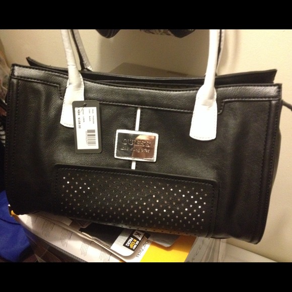 NEW WITH TAG!! Black and white Guess purse