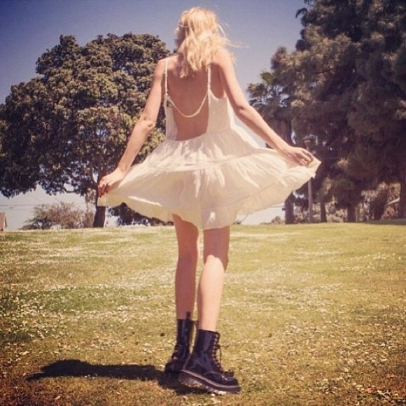 🚫SOLD🚫Brandy Melville White Jada Dress 🌵