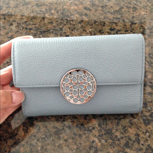 Coach wallet authentic