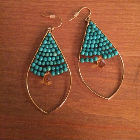 Sold in Bundle - Stella & Dot Goa Earrings