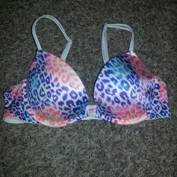 Victoria's Secret Heartbreaker Push-Up
