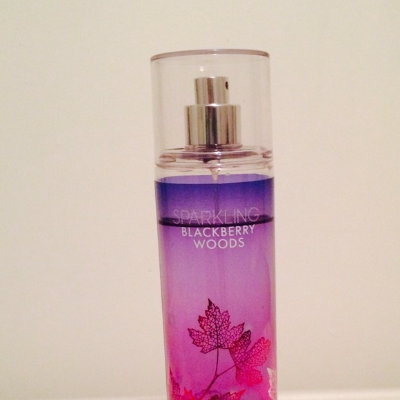 Sparkling blackberry woods - Picture 2 of 2