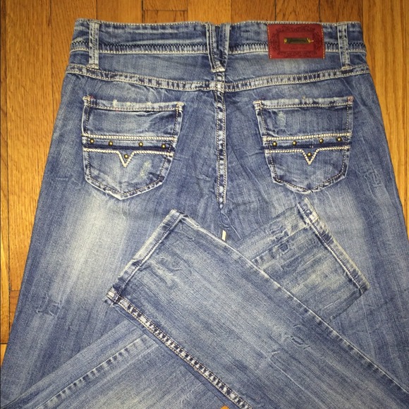 Stradivarius (European Jean) - Picture 3 of 4