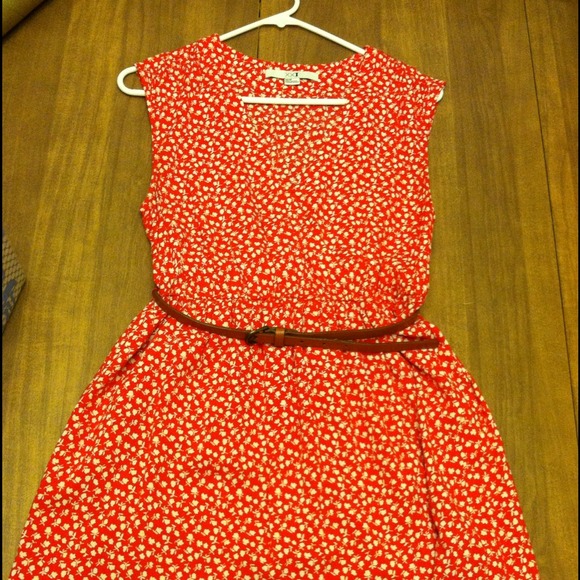 F21 Floral Mini Dress w/ brown belt Red Sz.M - Picture 4 of 4