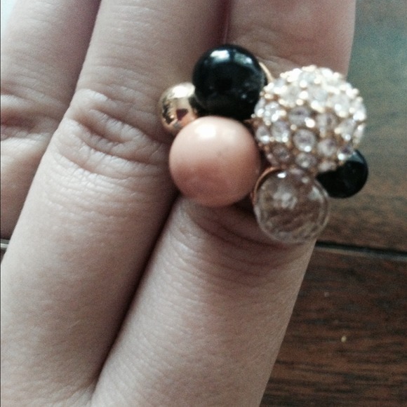 ❌ SOLD J Crew Cluster Cocktail Ring size 7