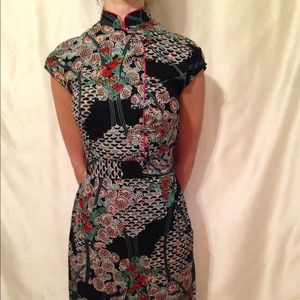Gorgeous and elegant oriental dress.