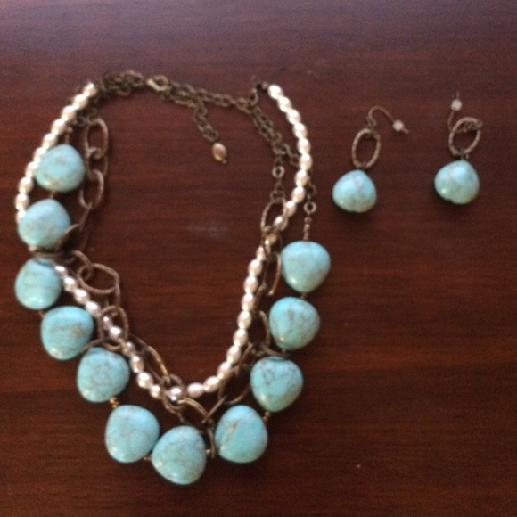 Premier designs necklace and earrings