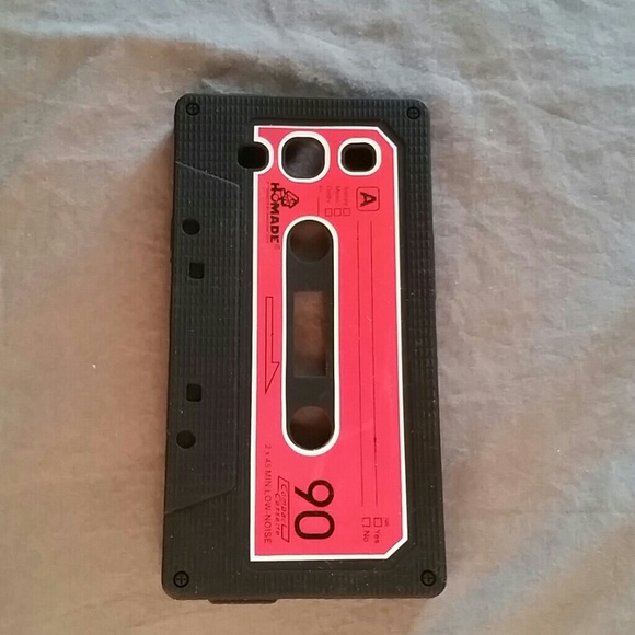 Accessories - Cassette style case for the Galaxy S3