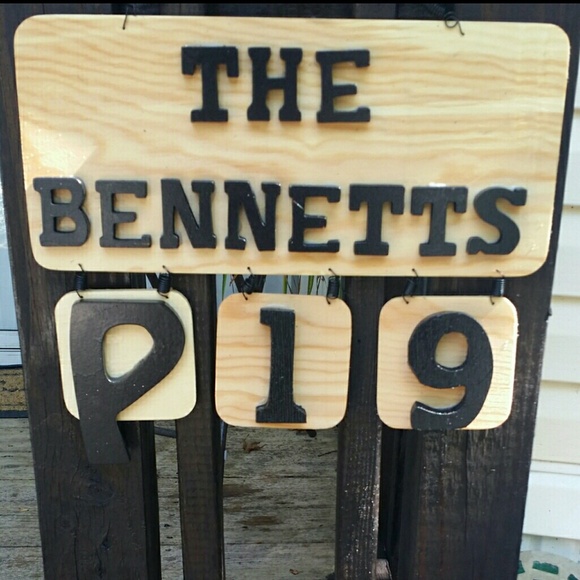 Handmade Signs by: MarosDeSigns