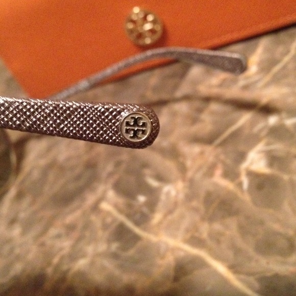 SOLD - Picture 3 of 4