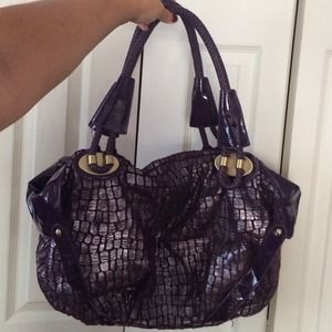 Purple snakeskin D&G purse