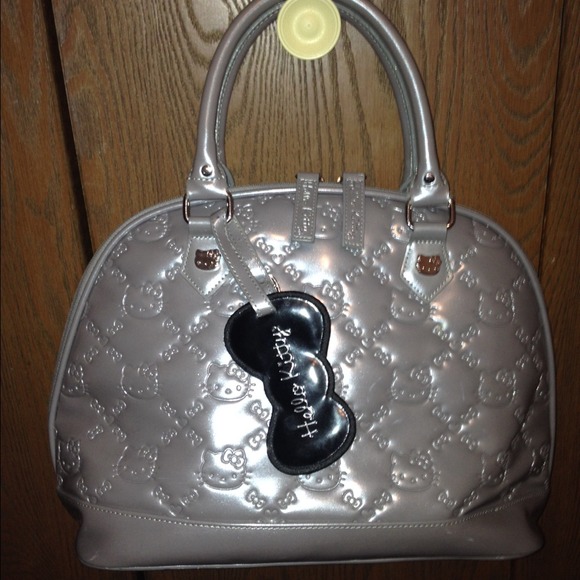 Flash Sale! ⚡️⚡️Hello Kitty Loungefly Large Purse