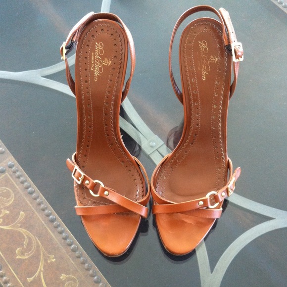 brooks brothers sandals