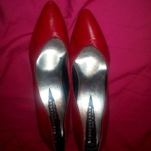Red pumps