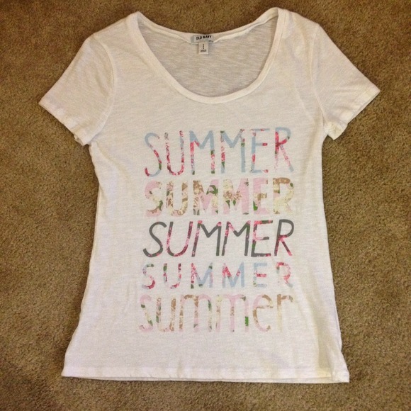 Summertime Old Navy tee