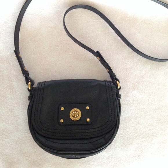 Marc by Marc Jacobs Crossbody flap opening
