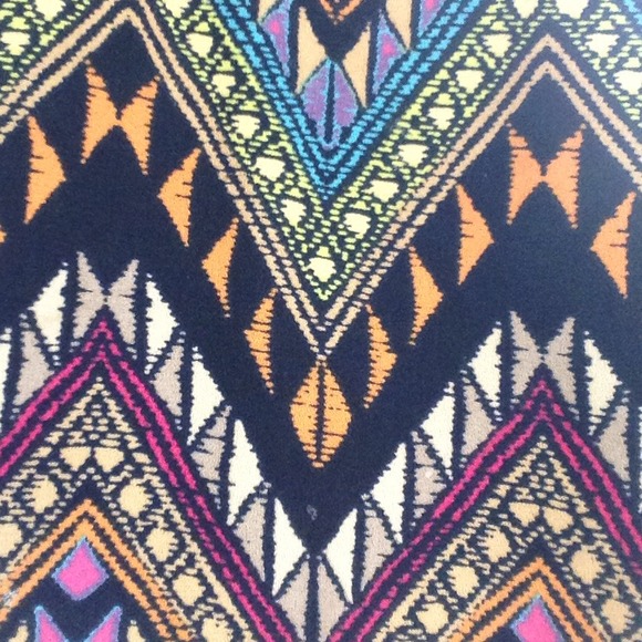 Aztec Print Tank - Picture 2 of 3