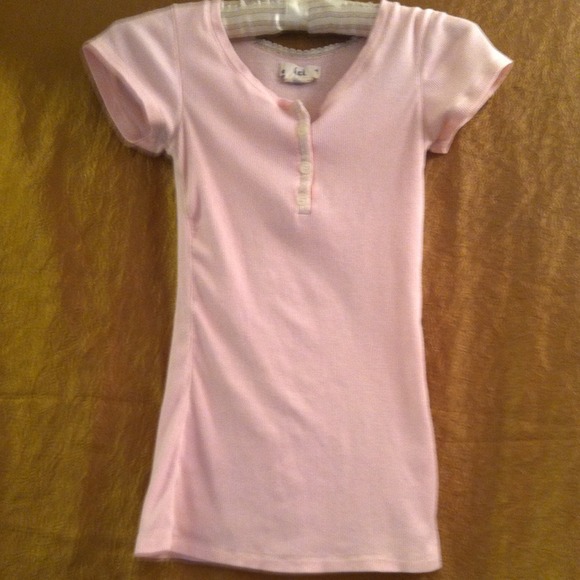 L.e.i. T-shirt