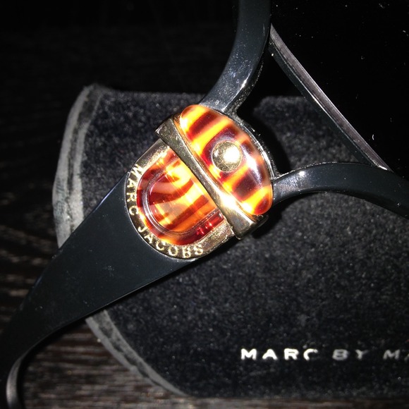 ?Marc Jacobs Sunnies?