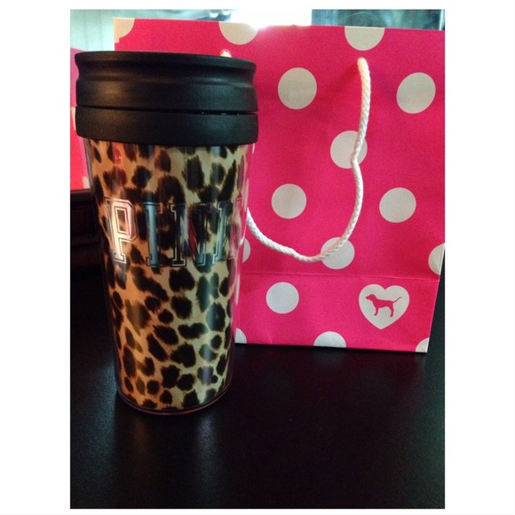 VS PINK CUP