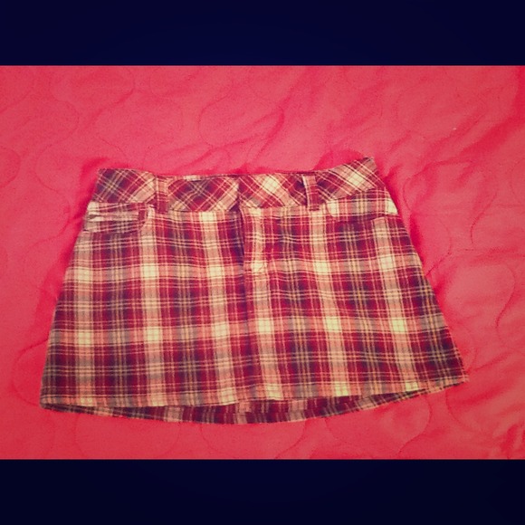 PRICE REDUCED! 🎉 Abercrombie Mini Skirt 🎉