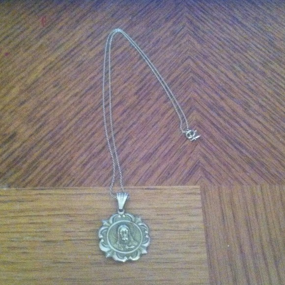 ***SOLD***Religious pendant & necklace 10k gold - Picture 1 of 3