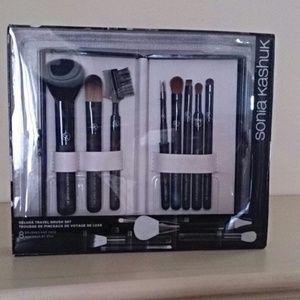 Sonia kashuk travel deluxe set