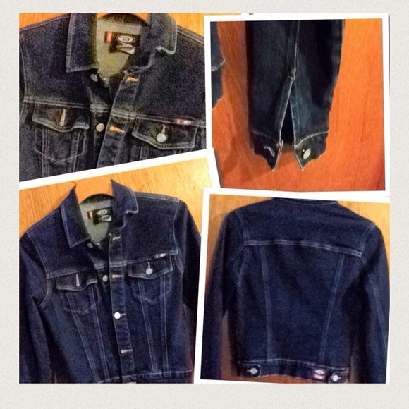 Sold🍂🍃🍁Denim Jacket🍂🍃🍁 - Picture 2 of 3