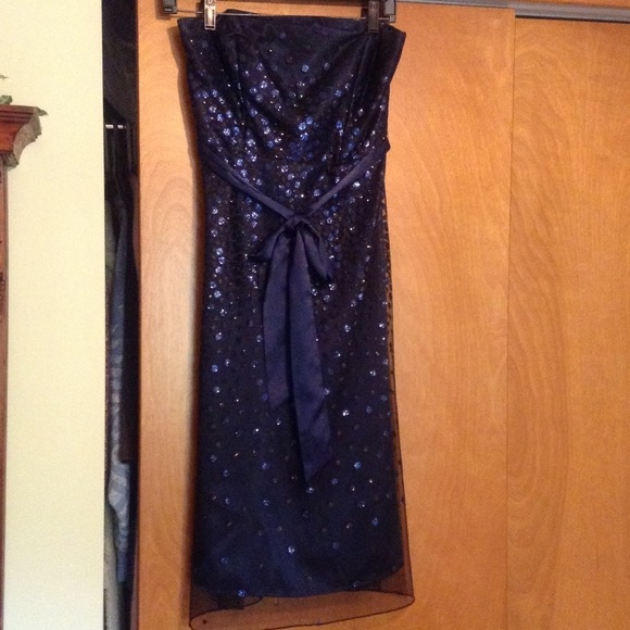 Sleeveless cocktail dress