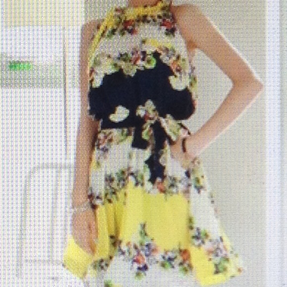 Floral Pleated Chiffon dress with cloth belt. - Picture 4 of 4