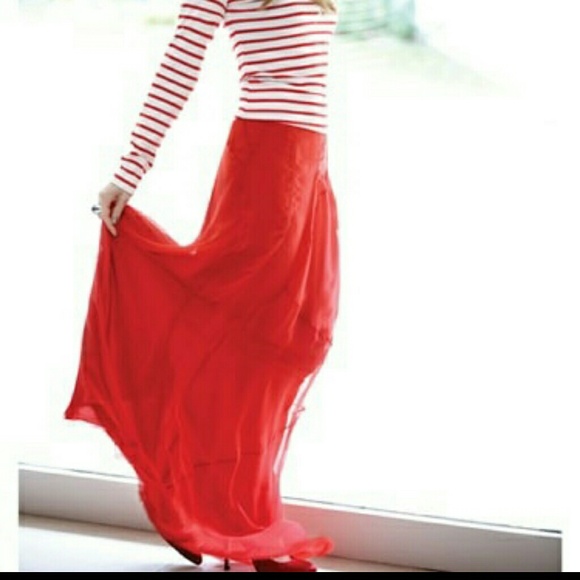 Red Maxi Skirt @iluvpariscloset