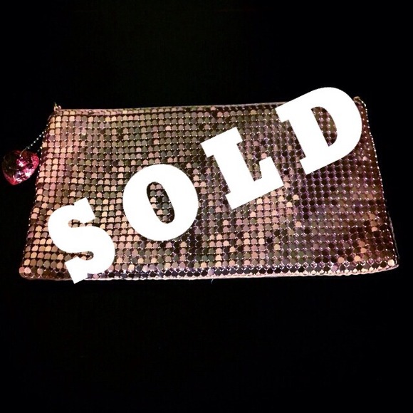 🎆FREE🎆 Bag w/ Purchase of Any 2 Items + 10% off!