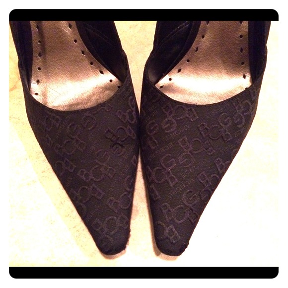 BcBg black pumps