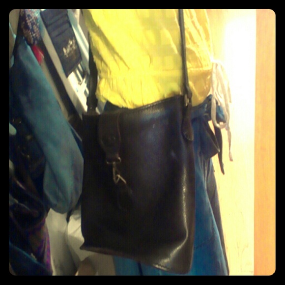 Bucket bag brown leather