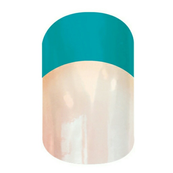 Jamberry aquamarine tip (long) nail wraps