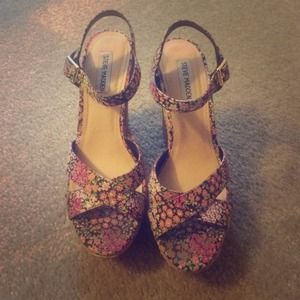 Steve Madden heel wedges. Great for the summer!!