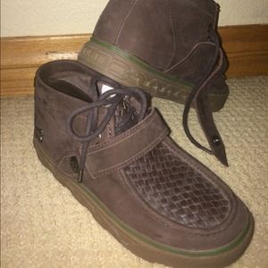 L.A.M.B Authentic hard to find shoes