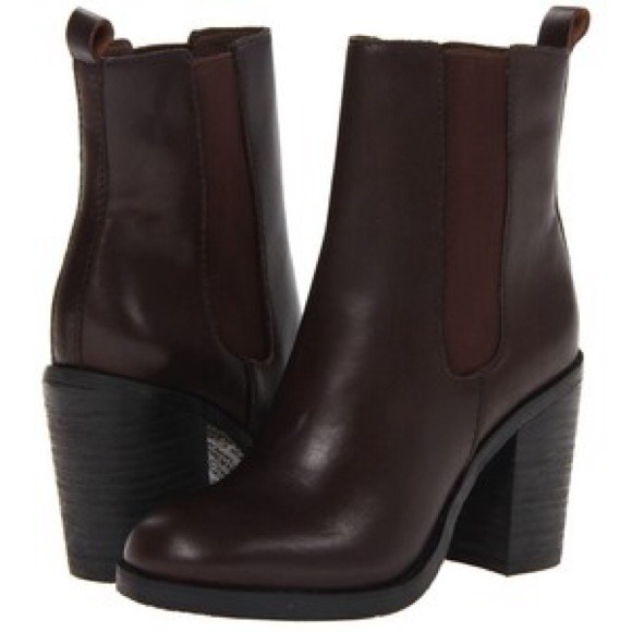 Calvin Klein Chelsea Boots