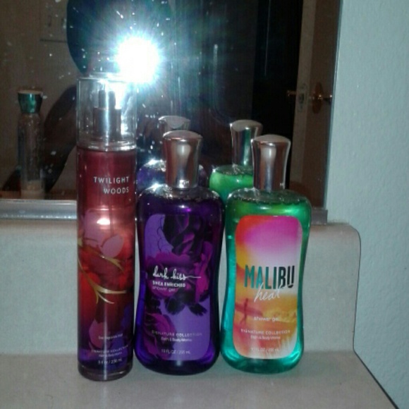 "BUNDLE"  2 - 10 OZ shower gels and a body spray