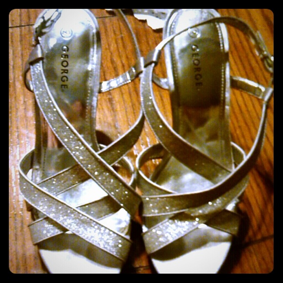 Sliver strapy heels