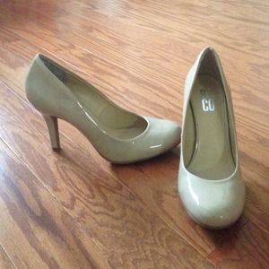 nude high heels