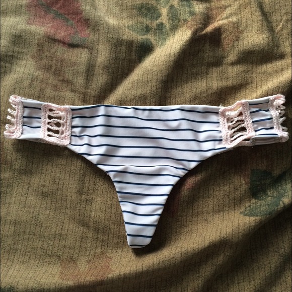//SOLD// Acacia 2014 Tanzania bottom in Cape Cod
