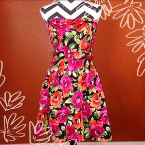 Annabelle Black Floral Strapless Flare Dress Large