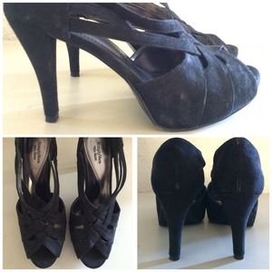 Reserved for @kawilker // Simply Vera Wang Heels