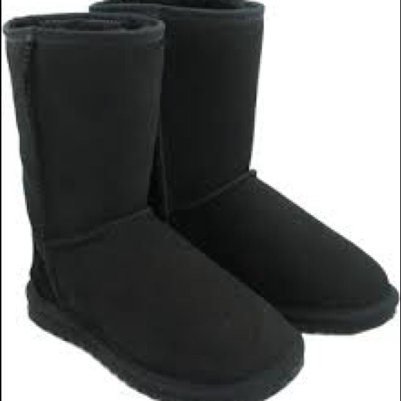 Black uggs